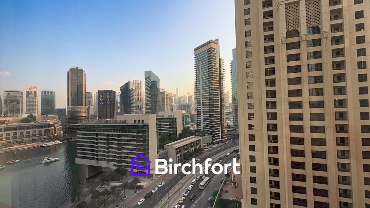 Spacious And Bright Retreat In Jbr Apartment