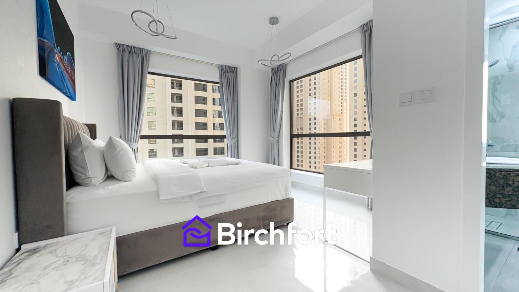Spacious And Bright Retreat In Jbr