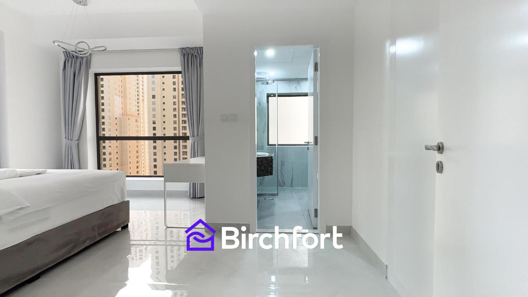 Spacious And Bright Retreat In Jbr Apartment Dubai