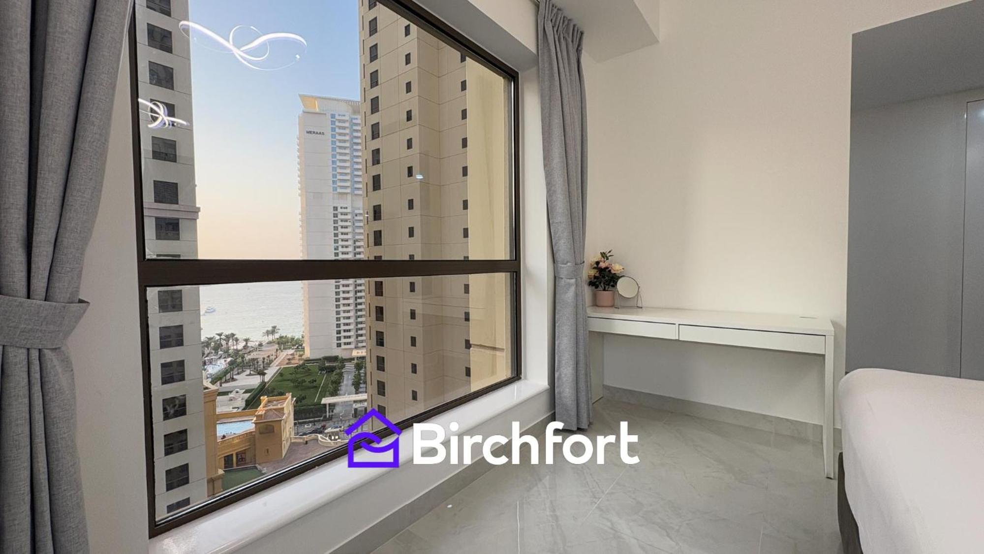 Apartment Spacious And Bright Retreat In Jbr Dubai