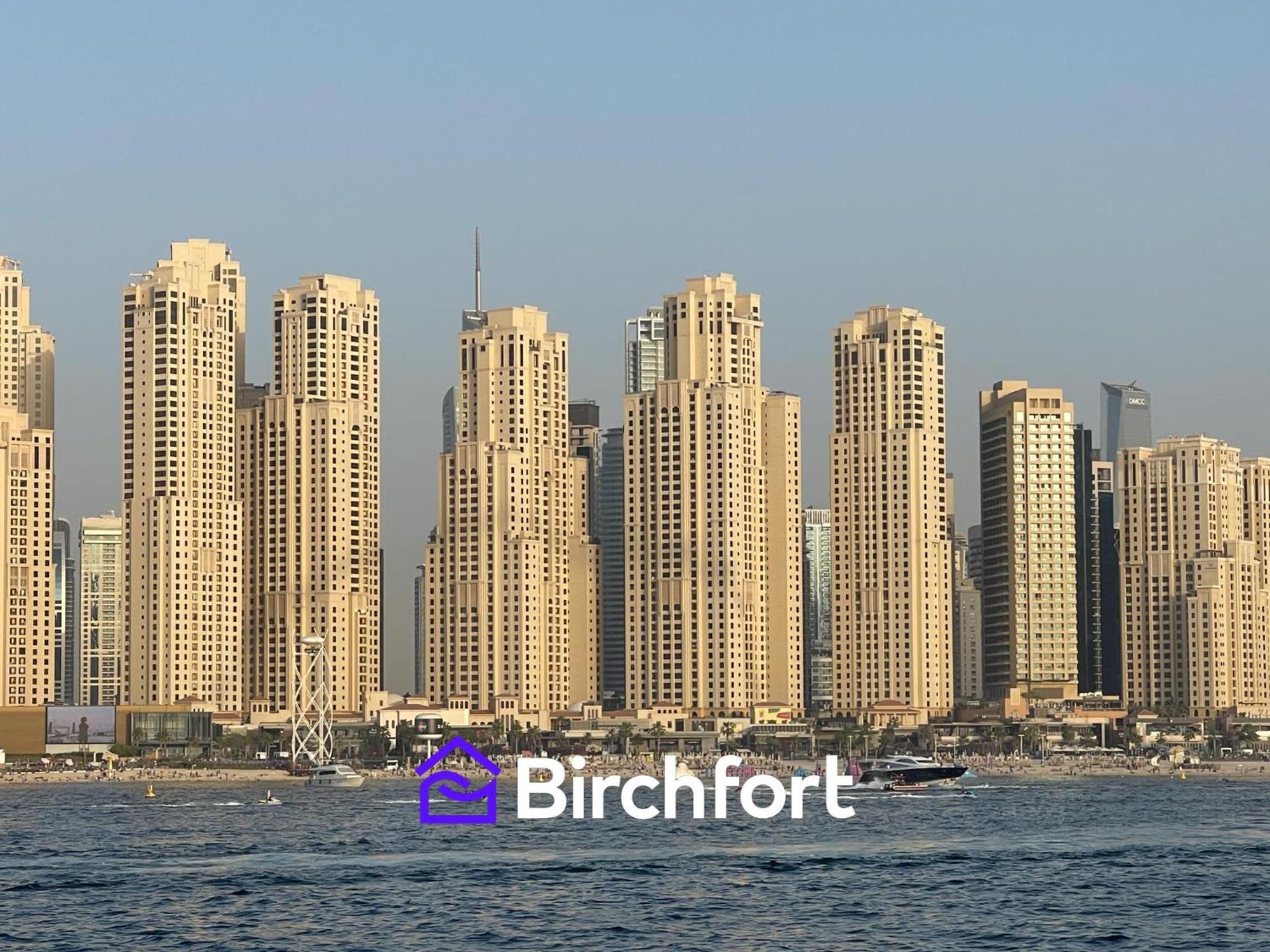 Apartment Spacious And Bright Retreat In Jbr Dubai