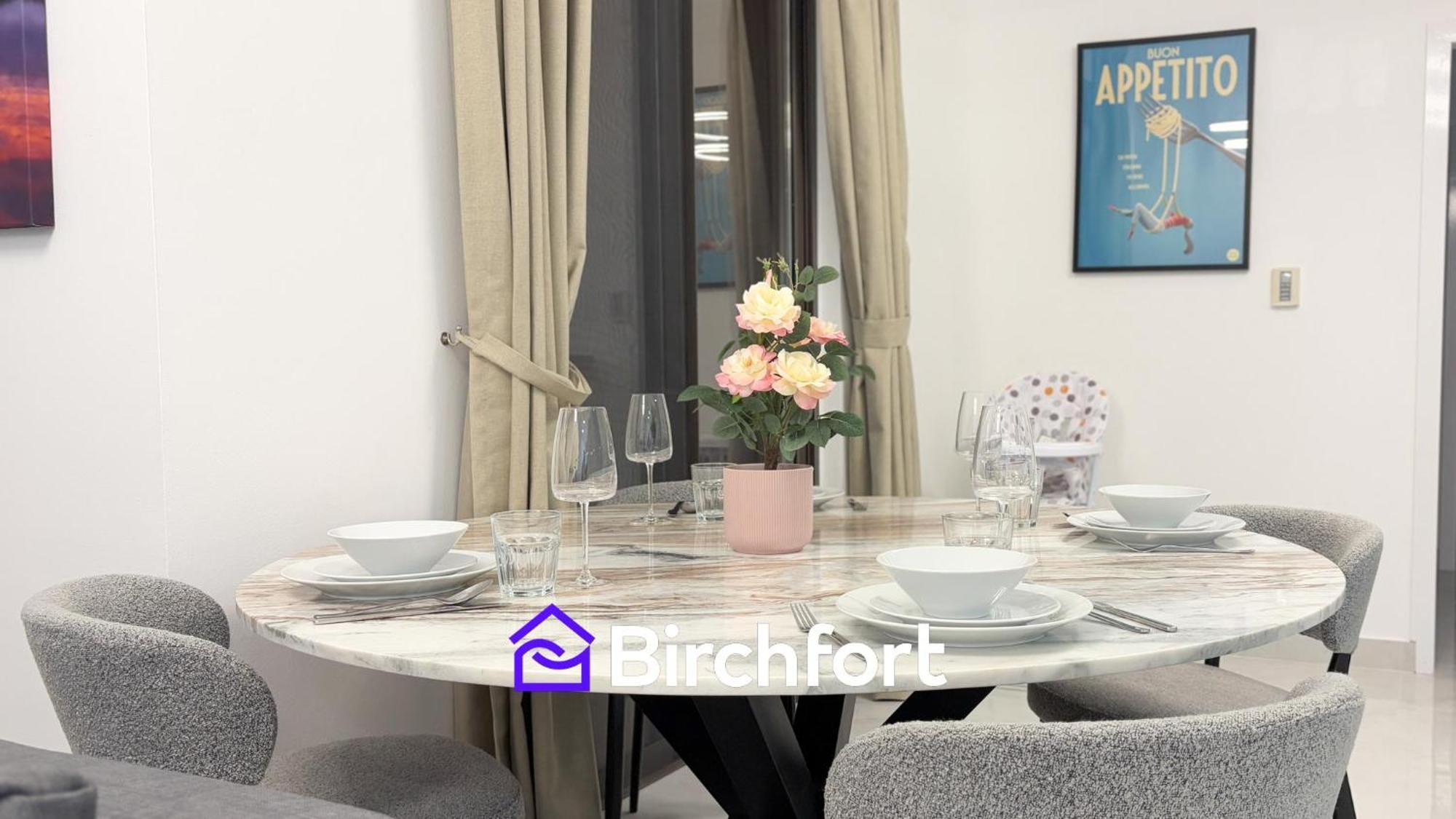 Spacious And Bright Retreat In Jbr Apartment *
