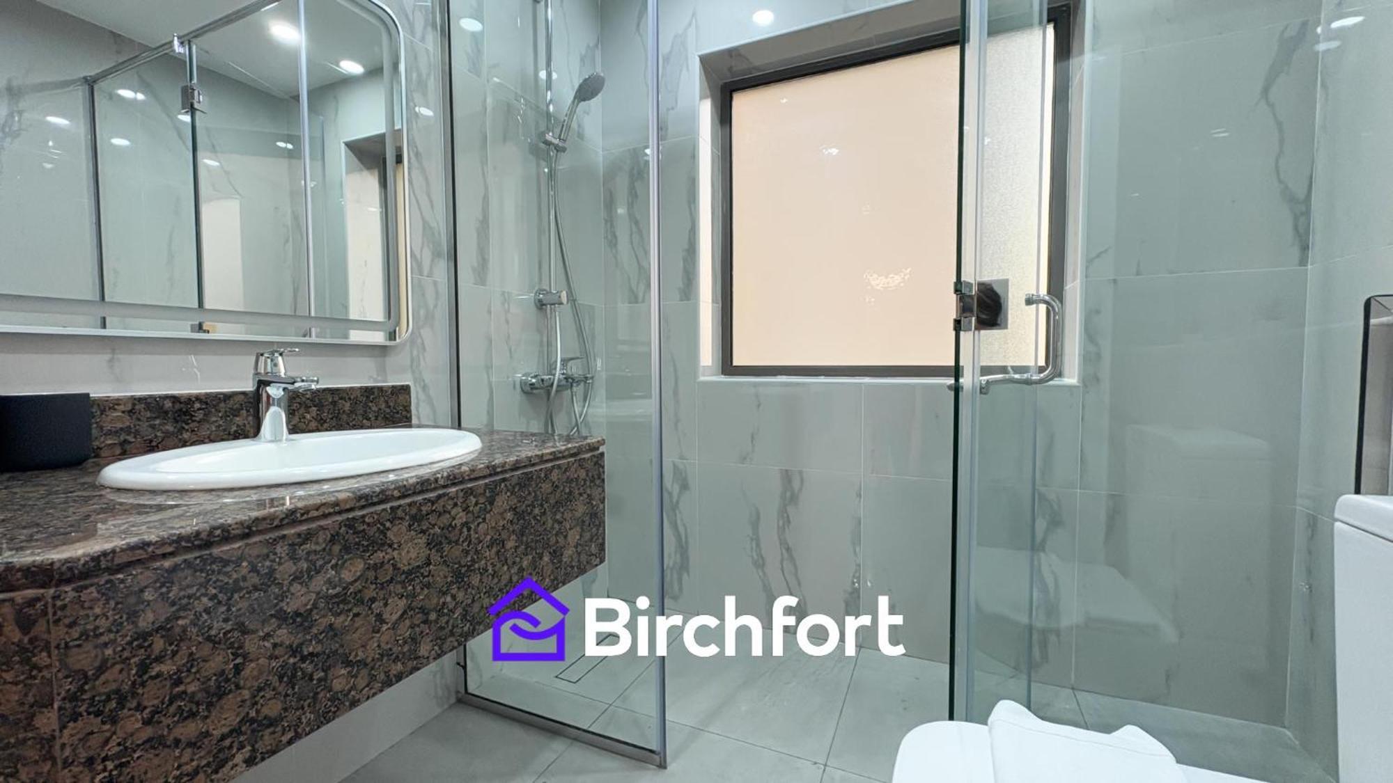 Spacious And Bright Retreat In Jbr Dubai