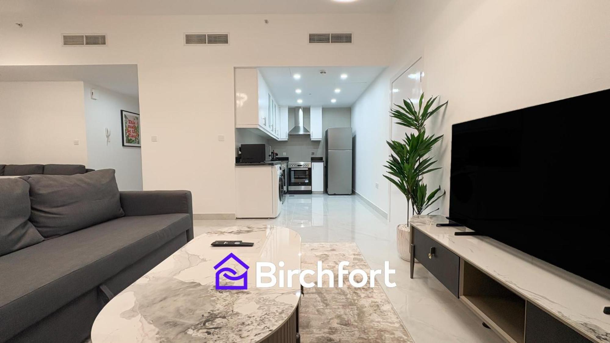 Spacious And Bright Retreat In Jbr * Dubai